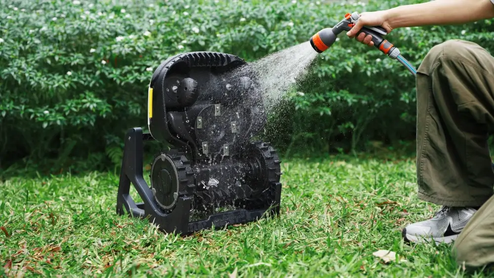 IPX6 – wodoodporność Mammotion YUKA mini 2 1000